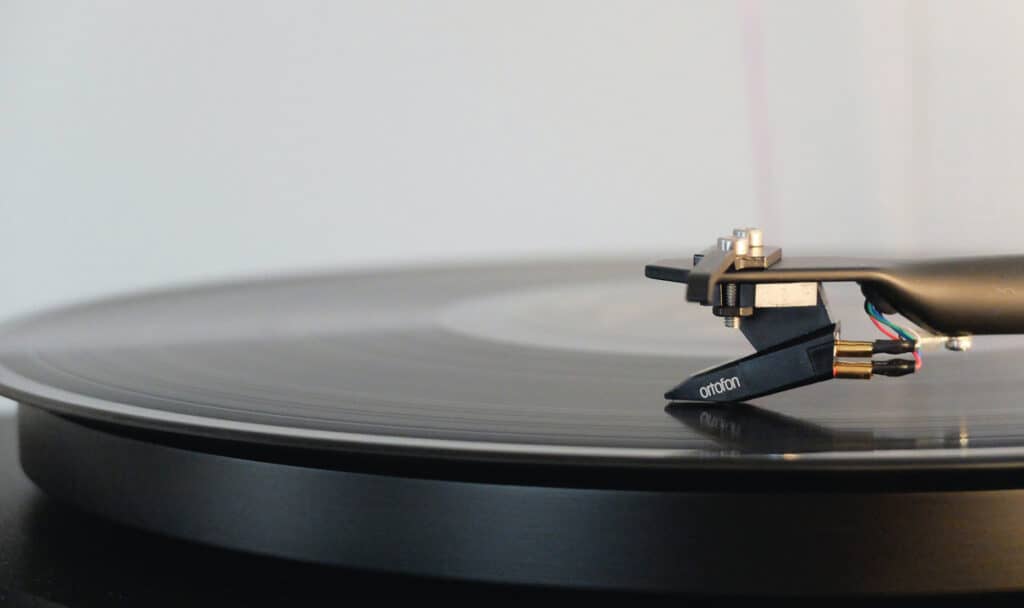How To Use A Record Player | Playing a Record | Vinyl Bro