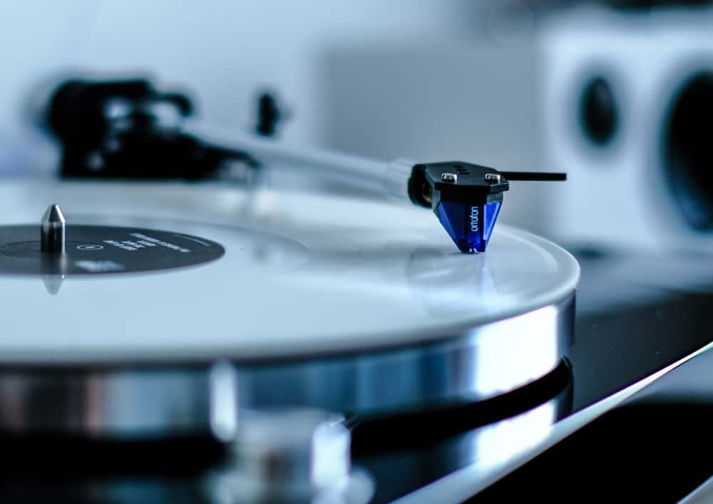 How To Use A Record Player | Record Playing | Vinyl Bro